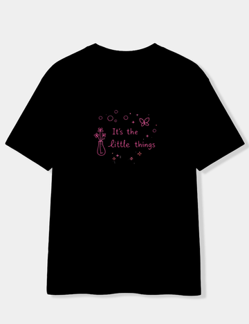 LITTLE THINGS OVERSIZED T-SHIRT